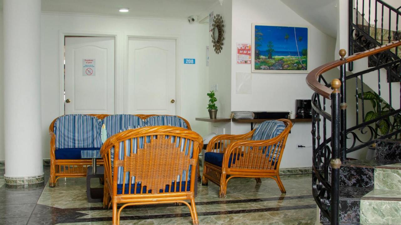 On Vacation Coral Flower San Andres  Ngoại thất bức ảnh