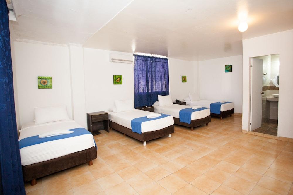 On Vacation Coral Flower San Andres  Ngoại thất bức ảnh