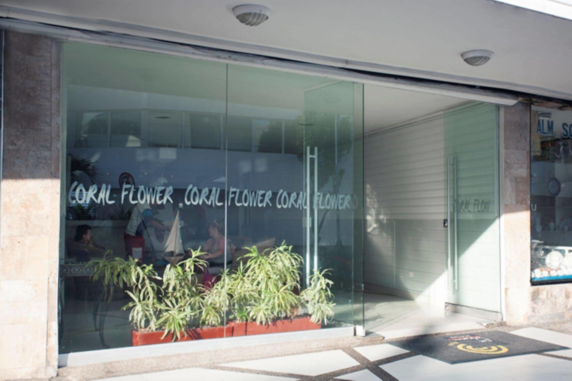 On Vacation Coral Flower San Andres  Ngoại thất bức ảnh