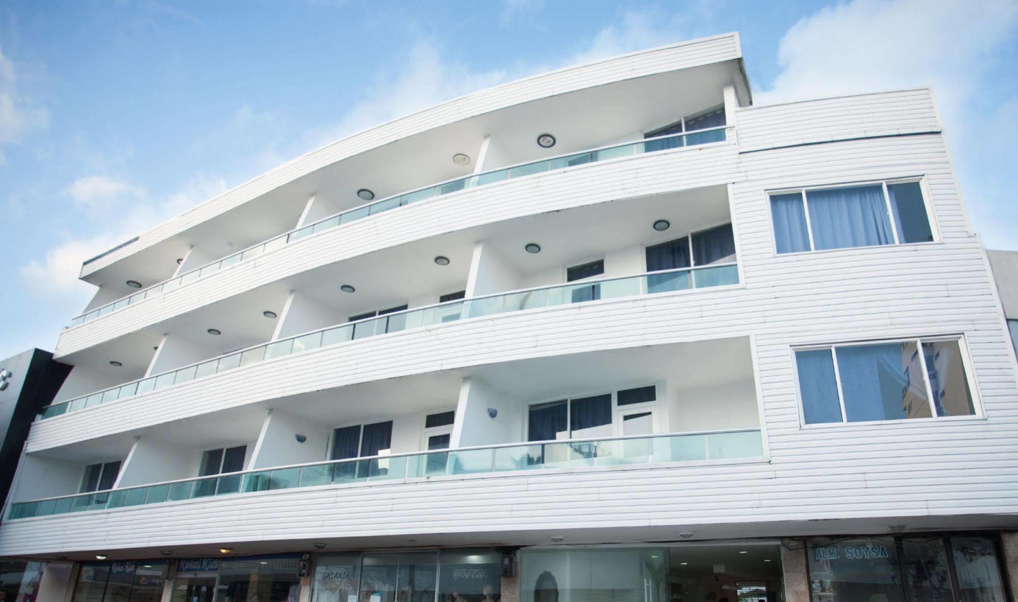 On Vacation Coral Flower San Andres  Ngoại thất bức ảnh