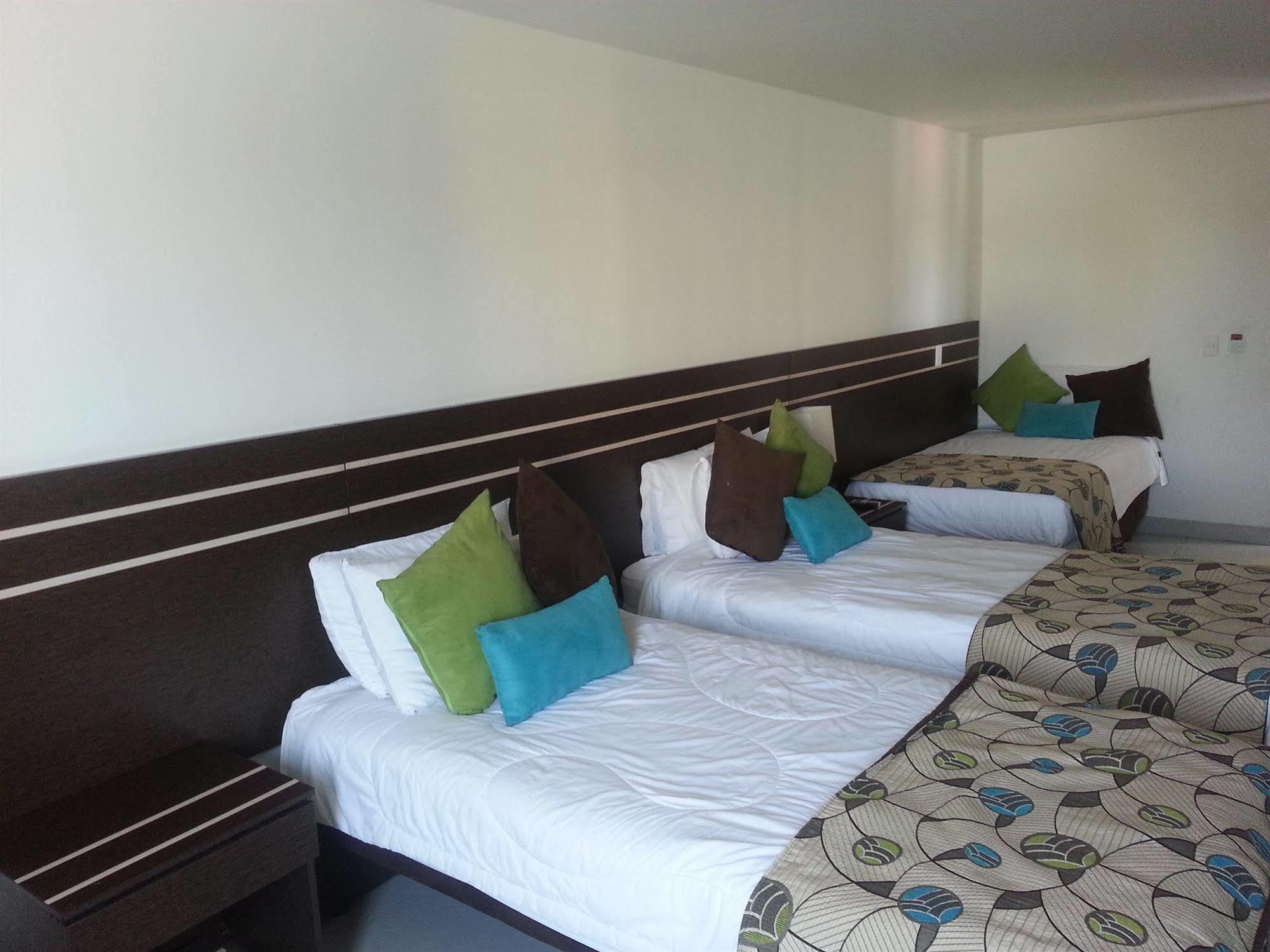 On Vacation Coral Flower San Andres  Ngoại thất bức ảnh