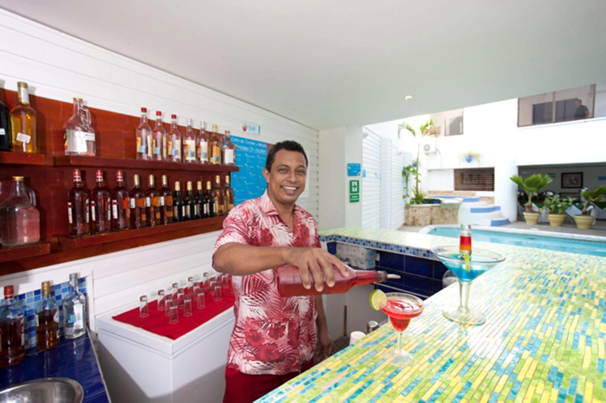 On Vacation Coral Flower San Andres  Ngoại thất bức ảnh